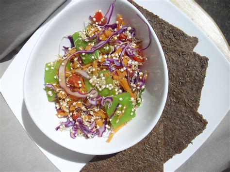 EZ Raw Vegan Living: How to Make . . . Sprouted Quinoa