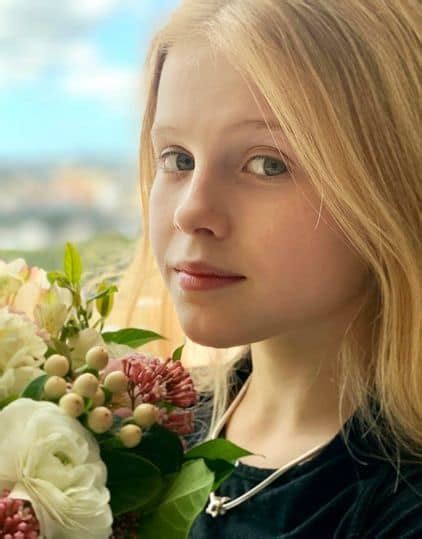 Alyla Browne Biography, Wiki, Age, Net Worth, Contact - The Daily Biography