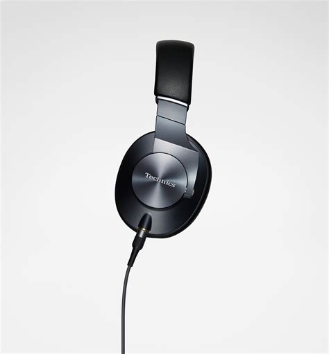 Technics Headphones :: Behance