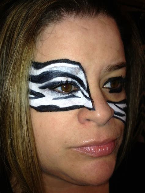 Zebra!!! | Eye makeup, Artistry makeup, Makeup