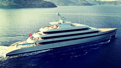 Yachts | Feadship, Builder, Dutch Heritage