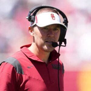 Lincoln Riley Bio, Wiki, Age, Family, Height, Wife, Kids, Salary, Texas ...