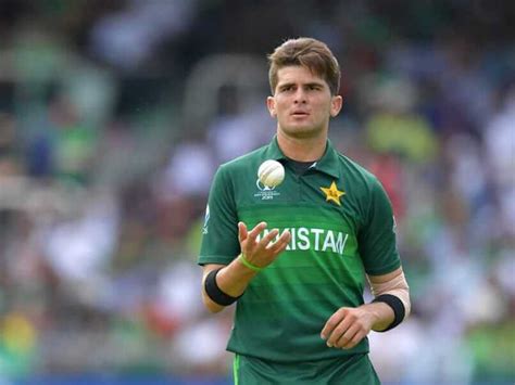 Shaheen Afridi Wiki, Height, Weight, Age, Cricket Career, Family ...