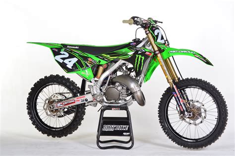 TWO-STROKE TUESDAY : 2018 PRO CIRCUIT KX125 ? | Dirt Bike Magazine