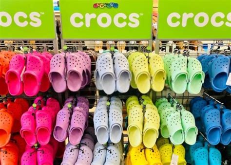 Crocs Shoe Size Chart: Crocs Clog Size Guide - The Shoe Box NYC