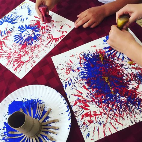 Fireworks Painting - Easy Patriotic Craft for Kids - Glitter On A Dime