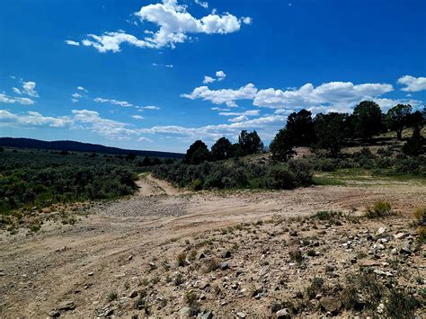 Agate Hill Rockhounding – My Zion Vacation