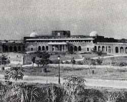 Barakhamba - Modern School