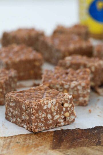 4 Ingredient Peanut Butter Crunch Bars - Bake Play Smile