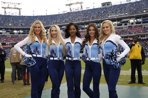 Tennessee Titans Cheerleaders Tennessee Titans Cheerleader Titans Cheerleaders NFL cheerleaders ...