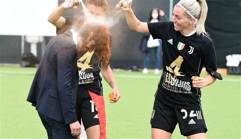 2020/21 | Juventus Women's season in pictures - Juventus