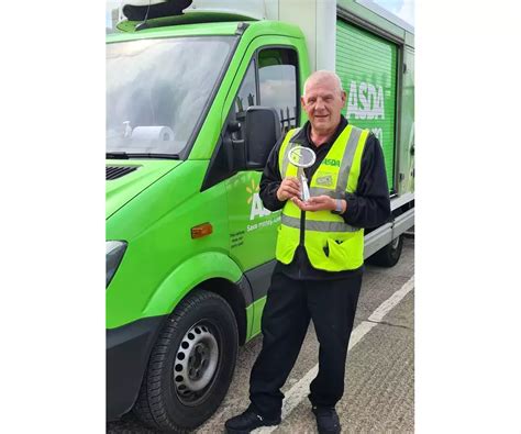 Award win for Asda delivery driver Ron for battling snow to deliver to customers