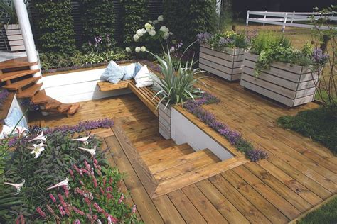 10 small garden decking ideas | Real Homes