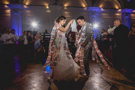 A Modern Greek Wedding at The Royal Horticultural Halls | Maria Assia