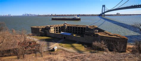 Fort Wadsworth, Staten Island - Abandoned Spaces