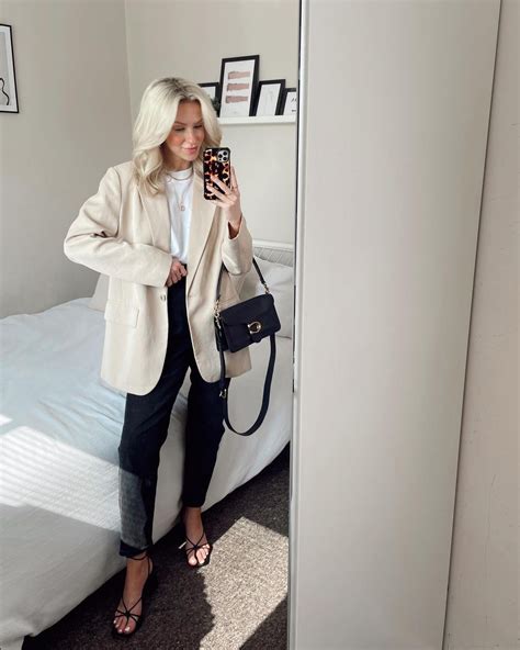 Liv Blackwell - daily style (@lv_blackwell) • Instagram photos and ...