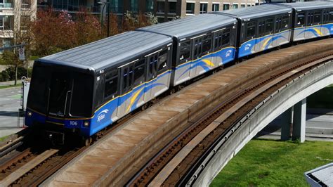 Fleetwood business group concerned SkyTrain extension could change 'village feel' - NEWS 1130