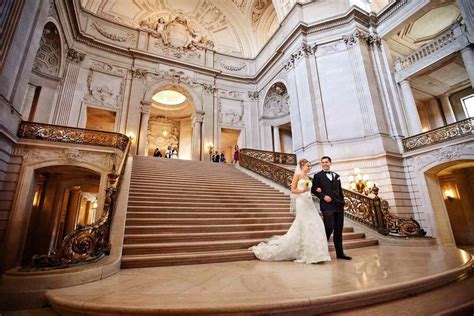 Inspo for an Unforgettable City Hall Ceremony