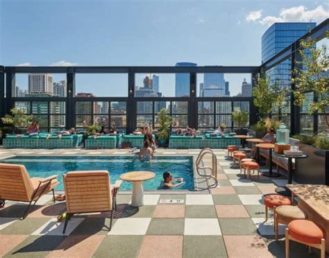 The Best Hotels with Rooftop Pools in Chicago | The Hotel Guru