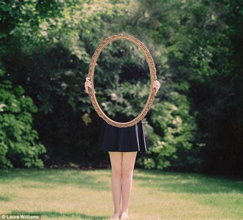 Look again! Check out these weird mirror illusions (PHOTOS) | BOOMSbeat