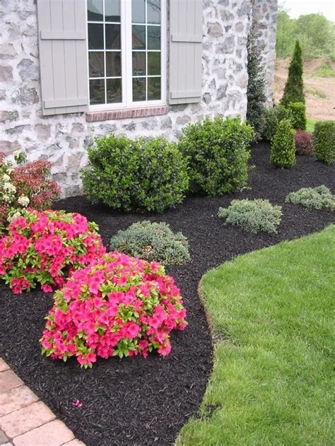 30+ Simple Front Yard Landscaping Ideas On a Budget - DIY Morning