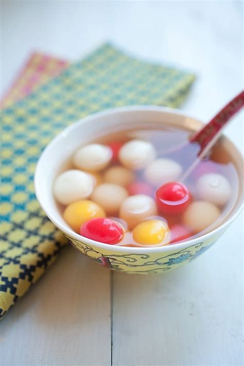 Dongzhi Tang Yuan (Sweet Dumplings)