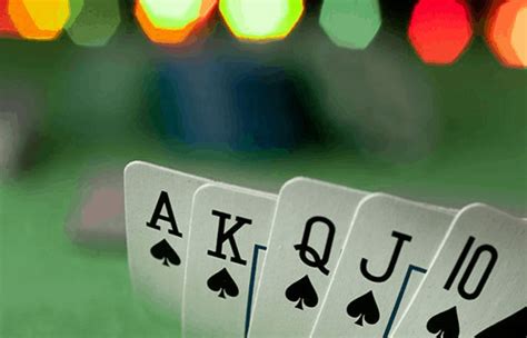 The Top 5 Strategy Tips for Caribbean Stud Poker Players