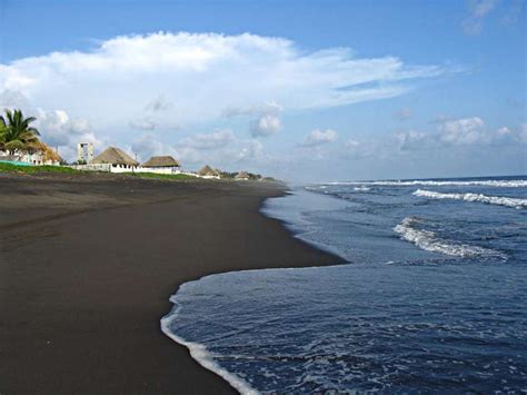 Comparing Guatemala’s Black Sand Beaches: Monterrico + El Paredon