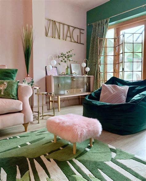 Emerald Green & Pink: A Bold Combination For Your Living Room Design In 2023 • GagoHome Decor