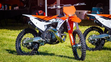 First Experience 2023 KTM 300SX Two Stroke + 250/125 - Motocross Motion ...