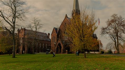 Wesleyan University Ends Legacy Admissions - The New York Times