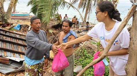 Israeli aid experts reach typhoon-hit Philippines - ISRAEL21c