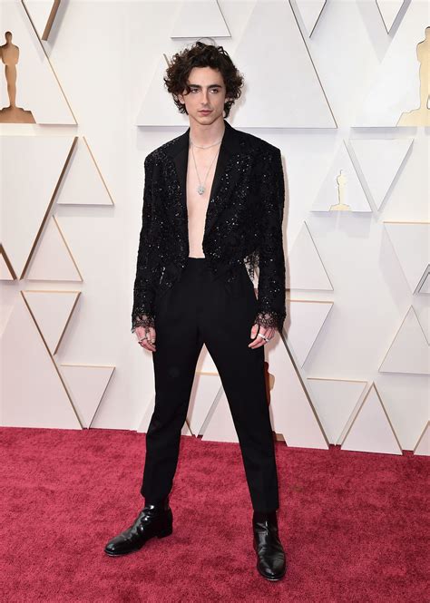 Bare-chested Timothée Chalamet wows Oscars in Louis Vuitton womenswear | CNN