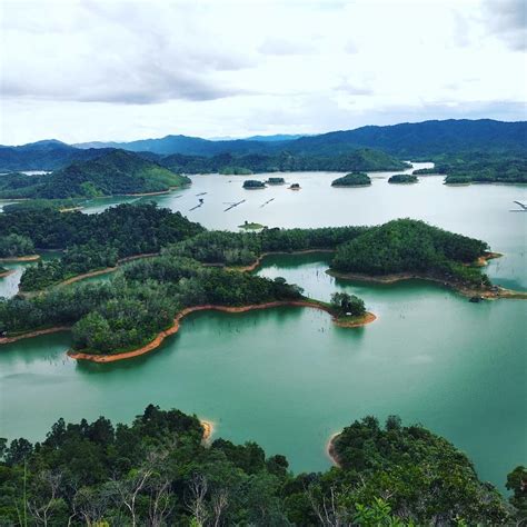 Wisata Pulau Mandeh, "Raja Ampatnya" Sumatera Barat!