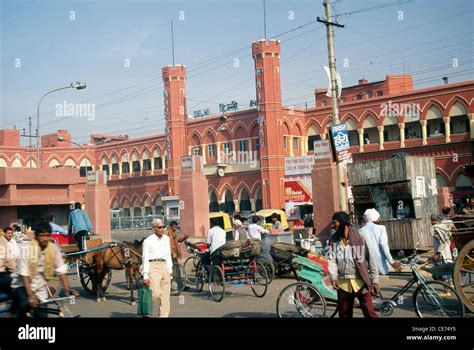 RSC 82135 : old delhi railway station delhi india Stock Photo - Alamy