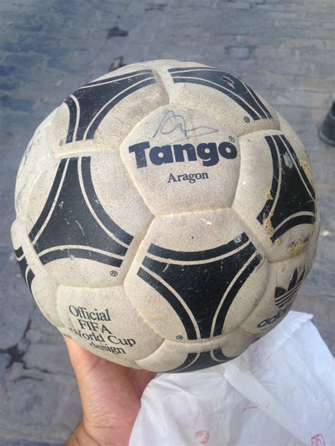 Balones de Epoca: Balón Adidas Tango Aragón. Tango España 1982