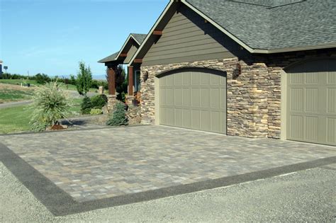 Hardscape Driveways - All Seasons Contracting