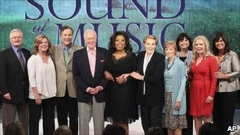 The Sound of Music cast reunite on Oprah Winfrey show - BBC News