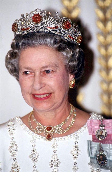 Queen Elizabeth’s Tiaras: Photos and History of her Most Lavish Tiaras – WWD