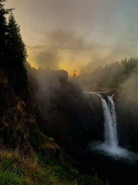 Snoqualmie Falls at Sunrise : r/natureporn