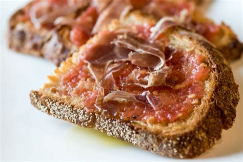 Pan con Tomate (Spanish Toast With Tomato) - The Washington Post