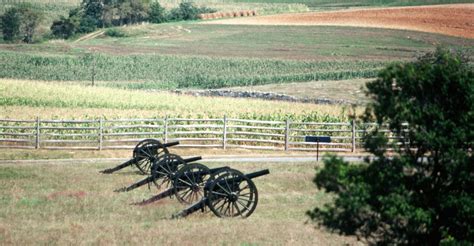 Battle of Antietam Pictures - Civil War - HISTORY.com