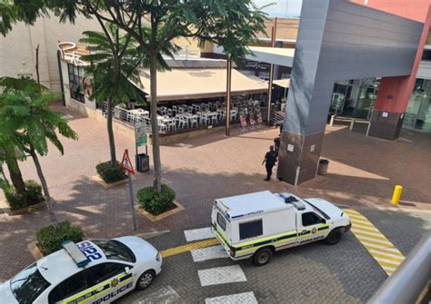 Kolonnade Mall evacuated after FNB branch receives bomb threat