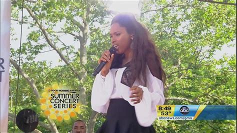 Live Performance Music Videos: Jennifer Hudson - Spotlight (Live @ GMA summer concert series 06 ...