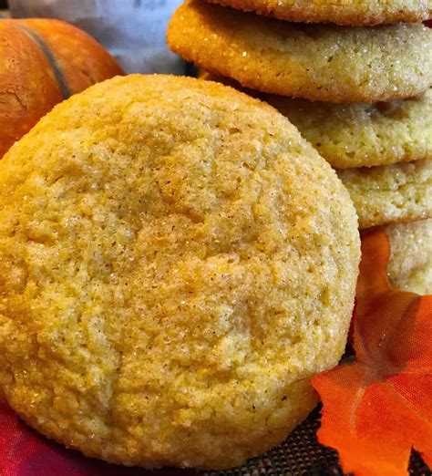 Pumpkin Sugar Cookies | Norine's Nest