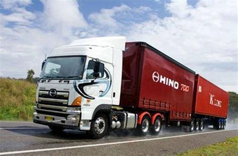 2007 Hino 700 Series - Gallery | Top Speed