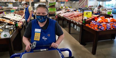 Kroger eliminates paid COVID-19 leave for unvaccinated - RetailWire