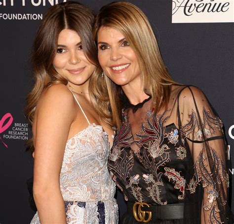 Olivia Jade Is 'In Hiding' After College Admissions Scandal, Reportedly ...