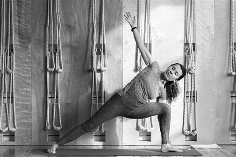 What is So Different About Iyengar Yoga? — Iyengar Yoga Source