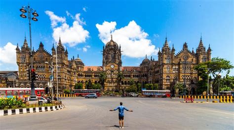 Chhatrapati Shivaji Maharaj Terminus Awarded as the Best ‘Swachh Iconic Place’ | ixigo Travel ...